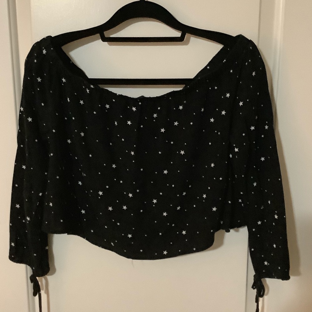 Kendall & Kylie long sleeve off shoulder top